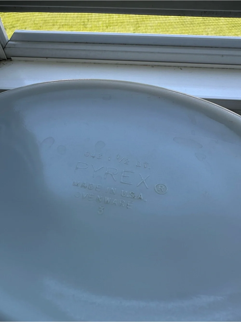 Pyrex Vintage Town and Country Casserole Dish 043 1.5 Quart Cottagecore - Picture 3 of 5